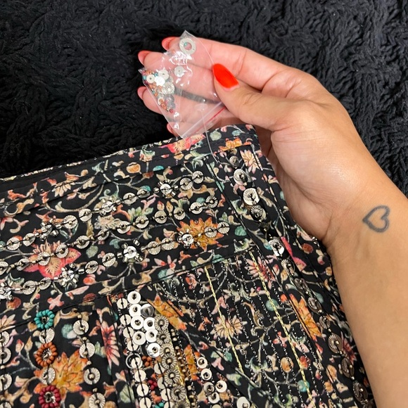 Free People Embellished Mini Skirt Size Large NWOT - Picture 6 of 8